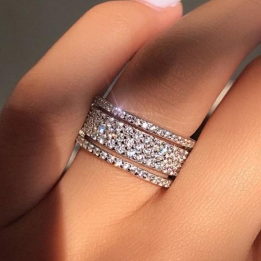 NEW STERLING SILVER DIAMOND MULTI ETERNITY RING, CUTE RING, SHINY RING. - Picture 1 of 4